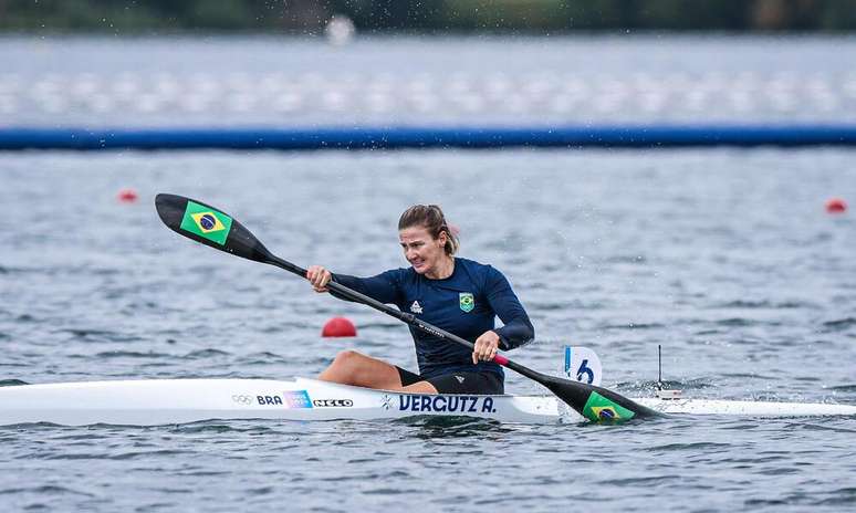 Ana Paula Vergutz em ação no K1 500m feminino em Paris-2024 (Wander Roberto/COB)