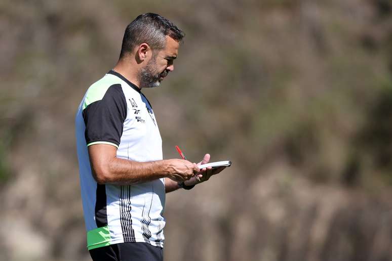 Artur Jorge no treino do Botafogo 