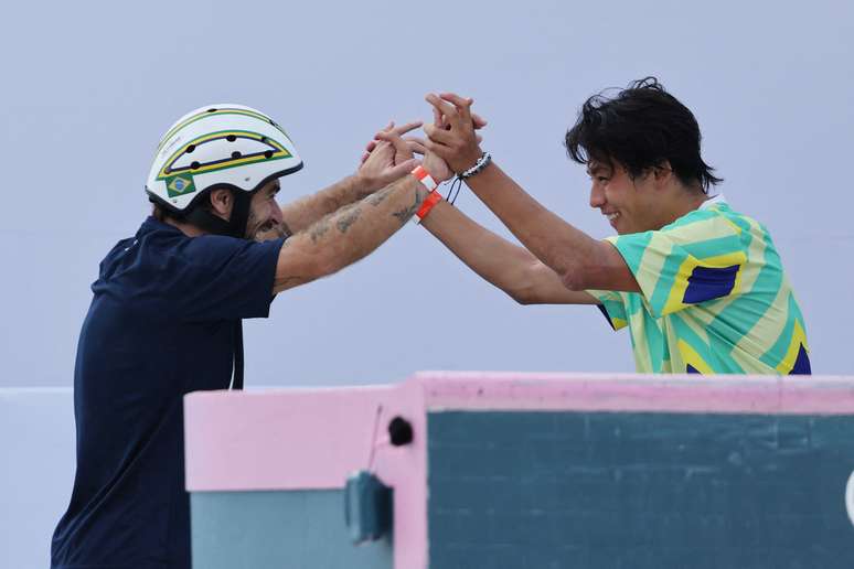 Pedro Barros e Augusto Akio na final do skate park dos Jogos Olímpicos de Paris