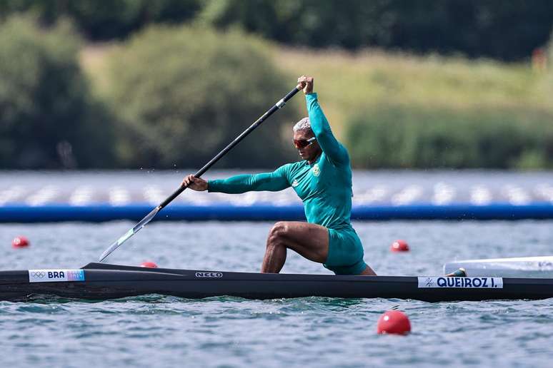 Isaquias Queiroz na semifinal da canoagem velocidade C1 nas Olimpíadas de Paris 2024