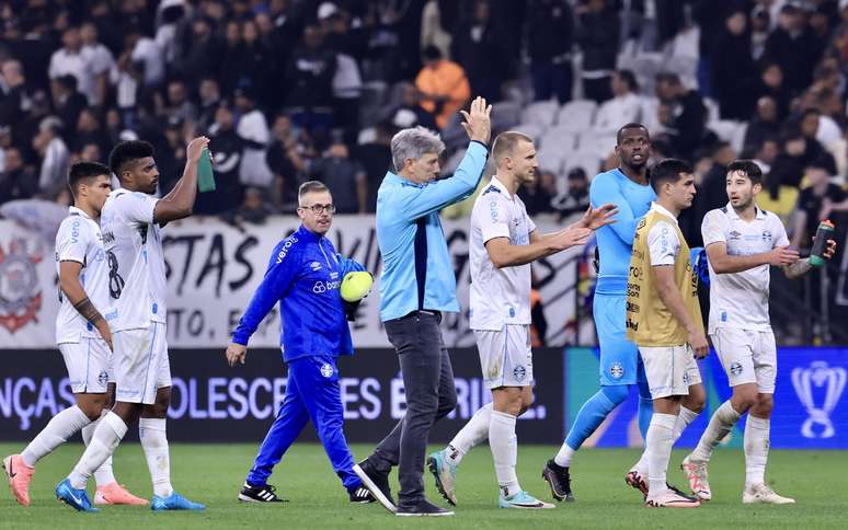 Grêmio enfrenta o Corinthians pela Copa do Brasil