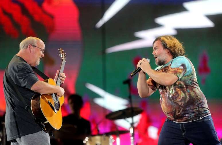 Jack Black nega fim da banda Tenacious D.