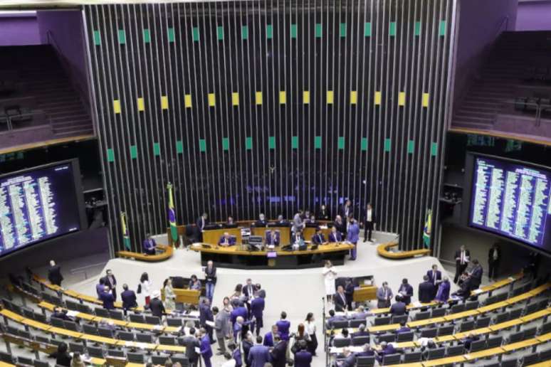 Reunião na Câmara dos Deputados aconteceu nesta terça-feira, 6