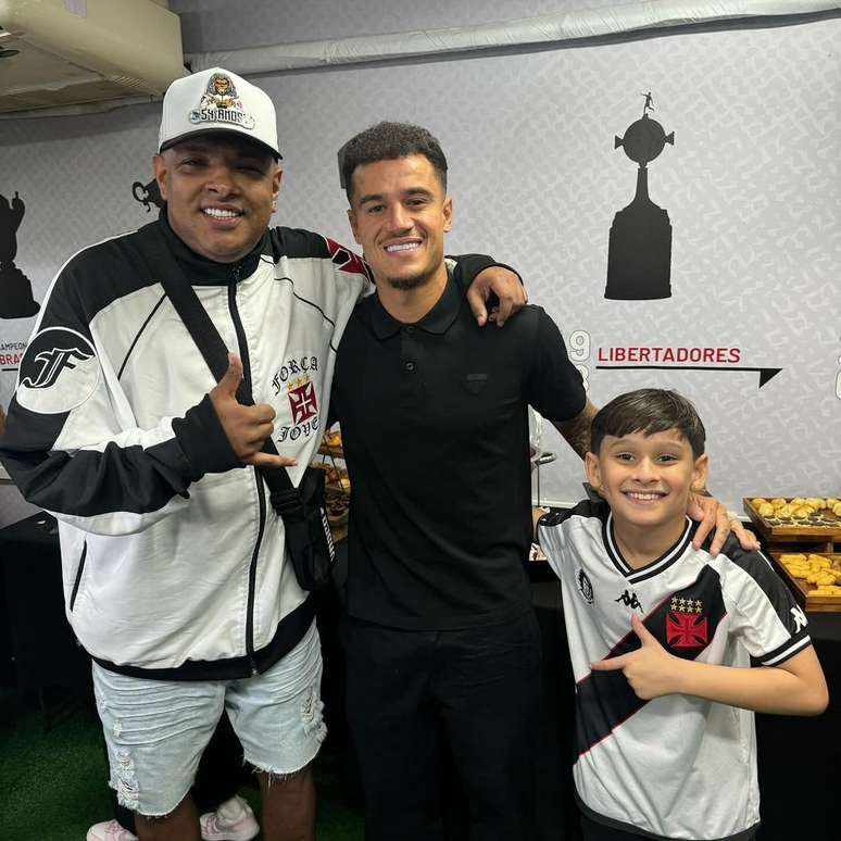 MC Darlan, Philippe Coutinho e Blogueirinho da Colina. Funk para volta do jogador virou hit da Olimpíada de Paris.