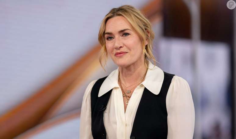 Kate Winslet, estrela de 'Titanic', revela pedido polêmico para 'esconder suas gordurinhas' em set de filmagem.