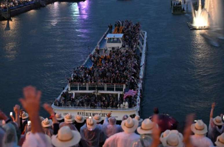 Ao mesmo tempo em que lidera o quadro de medalhas, EUA convive com esc&acirc;ndalo de dopagem &ndash;