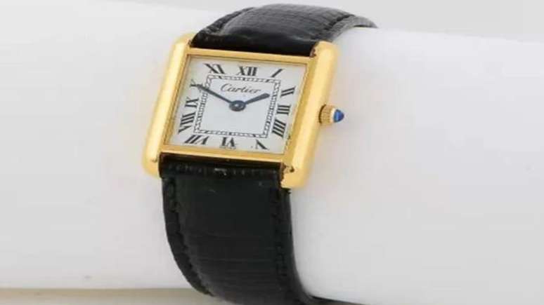Rel&oacute;gio da marca Cartier. O presidente Lula avalia devolver o presente recebido em 2005