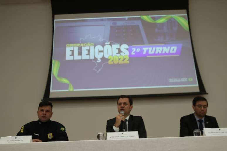 Ordem para blitzes da PRF no dia do segundo turno da elei&ccedil;&atilde;o de 2022 partiu do Pal&aacute;cio do Alvorada, em reuni&atilde;o com participa&ccedil;&atilde;o do ent&atilde;o presidente Jair Bolsonaro