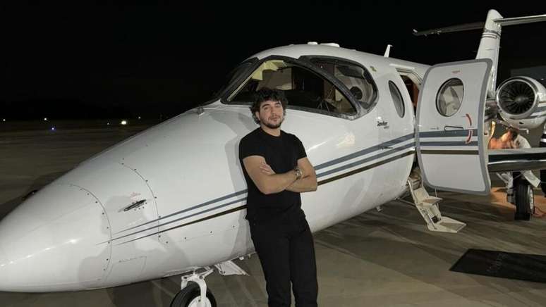Nattanzinho comprou um Hawker modelo 400XP que custa cerca de R$ 35 milhões.