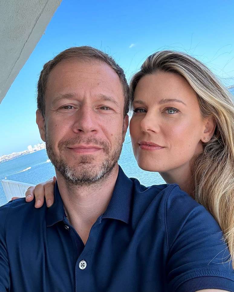 Daiana Garbin e Tiago Leifert são pais de Lua, de 3 anos
