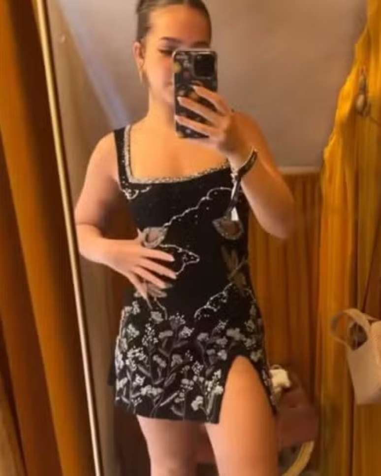 Mel Maia comprou vestido da marca Annie's 