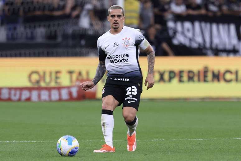 Fagner (Corinthians) durante jogo contra o Juventude, no dia 04.08.2024 