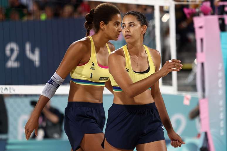 Ana Patrícia e Duda disputam final do vôlei de praia dos Jogos de Paris