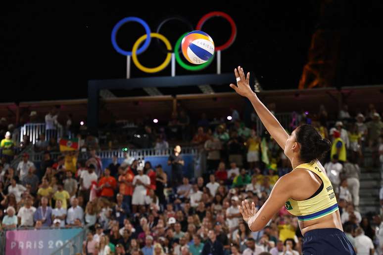 Ana Patrícia e Duda disputam final do vôlei de praia dos Jogos de Paris