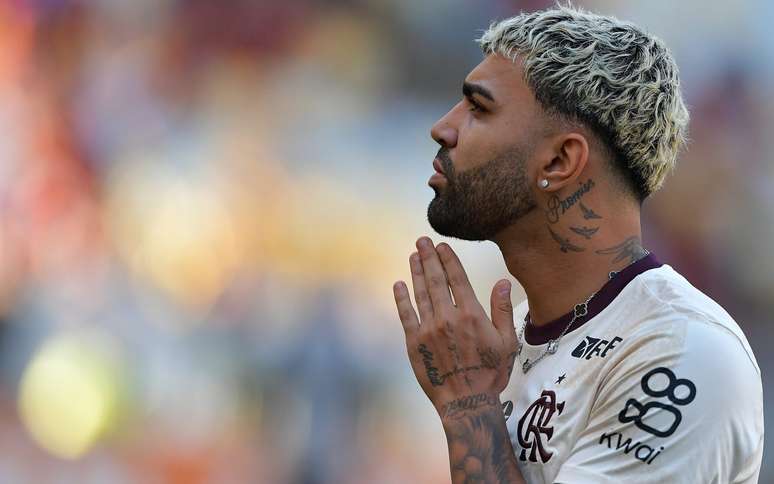 Gabigol conquistou holofotes em jogos entre Flamengo e Palmeiras mesmo tendo atuado por 12 minutos