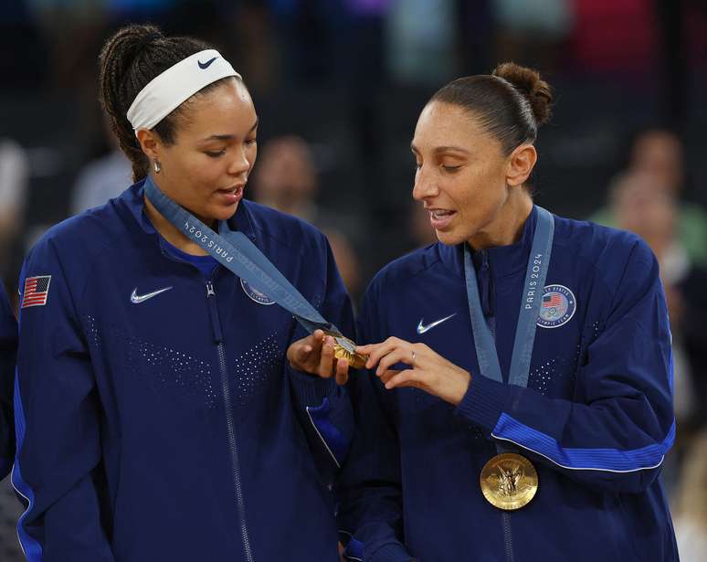 EUA vencem a França na final do basquete e levam a última medalha em jogo na Olímpiada de Paris