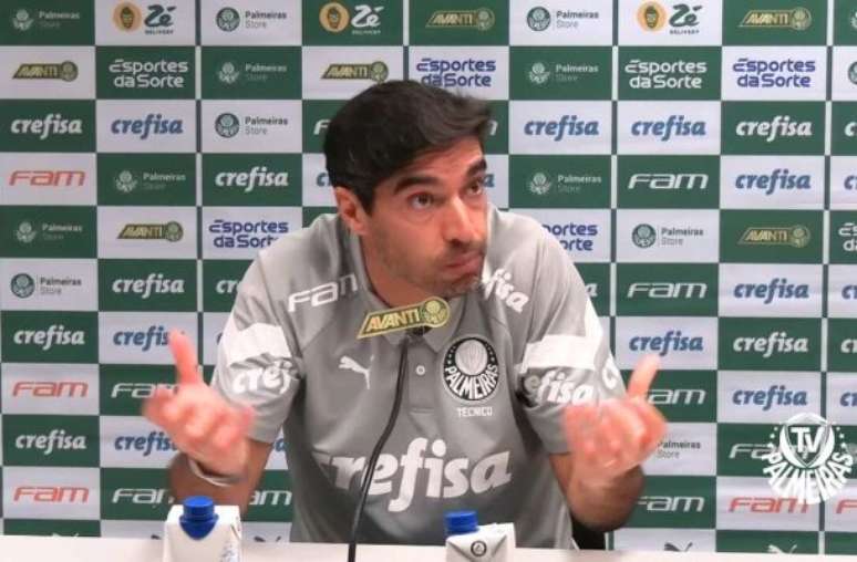 Abel Ferreira critica arbitragem brasileira –