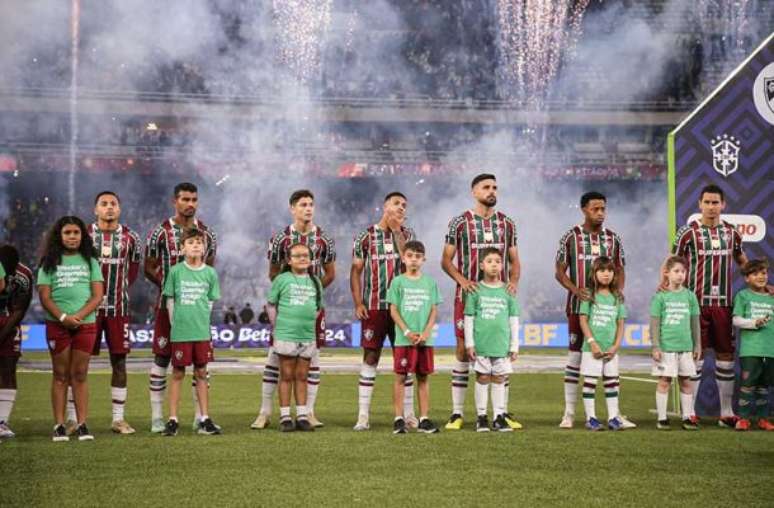 Fluminense volta suas atenções para a Libertadores, no duelo com o Grêmio –