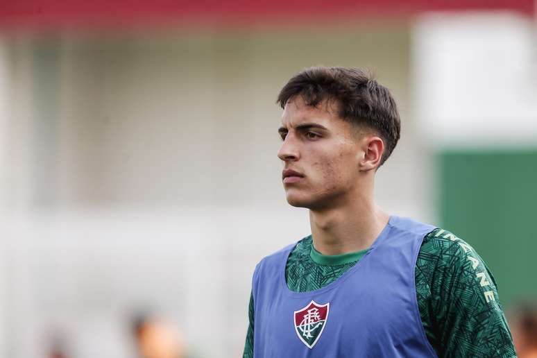 Facundo Bernal já regularizado aguarda sua estreia co a camisa do Fluminense FOTO: LUCAS MERÇON / FLUMINENSE F.C.