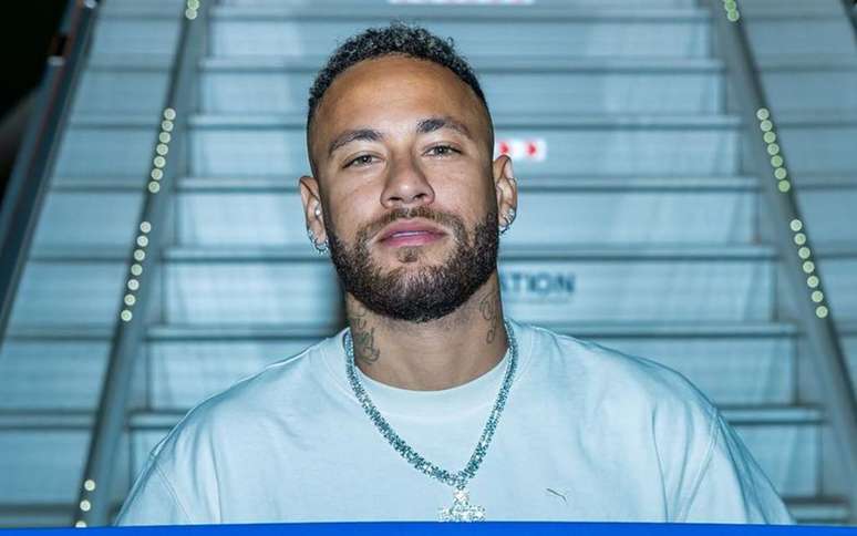 Neymar comentou publicação que faz alusão à comentário de Endrick