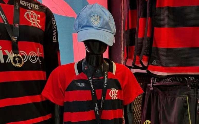 Publicação a qual John Textor provoca o Flamengo