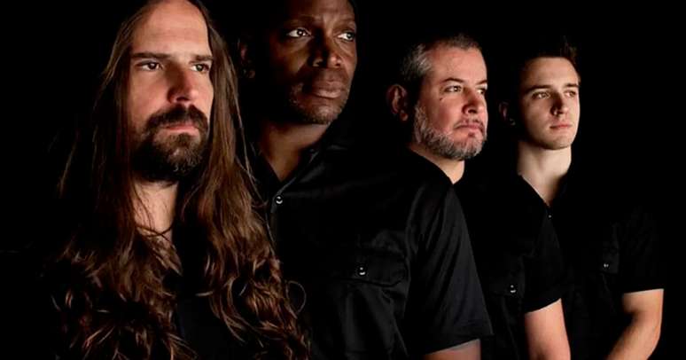 Vocalista do Sepultura desabafa sobre saída de Eloy Casagrande