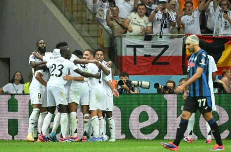 Kylian Mbappé celebra o primeiro gol marcado pelo Real Madrid –