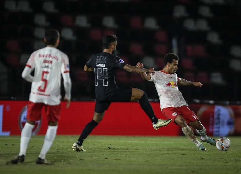 Lucas Evangelista, jogador do Red Bull Bragantino. 