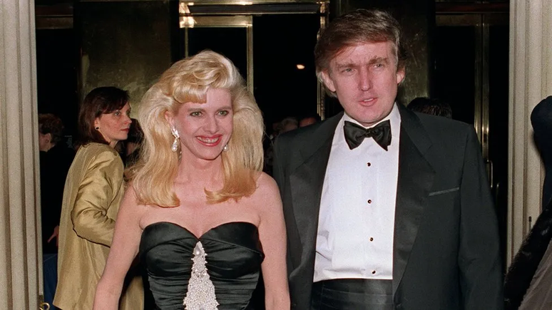 O casamento de Trump com Ivana Zelnickova e o posterior divórcio do casal geraram enorme interesse do público