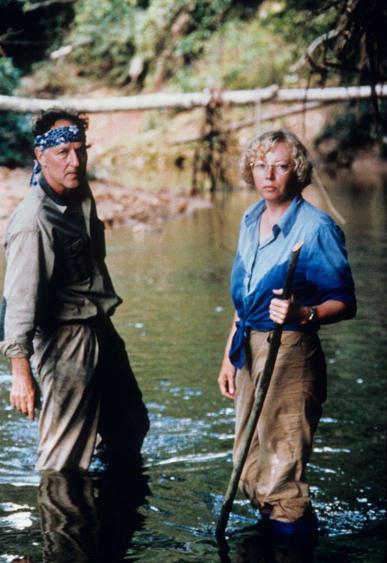 Juliane Koepcke refez o trajeto na selva amaz&ocirc;nica peruana em um document&aacute;rio lan&ccedil;ado em 1998 pelo cineasta Werner Herzog, que por muito pouco n&atilde;o embarcara no mesmo voo fat&iacute;dico em 1971