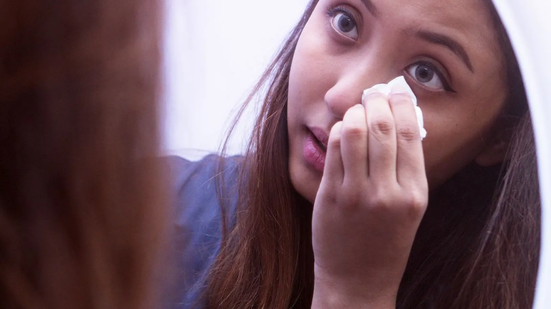 Produtos cosméticos e ambiente à nossa volta alteram microbioma da pele humana