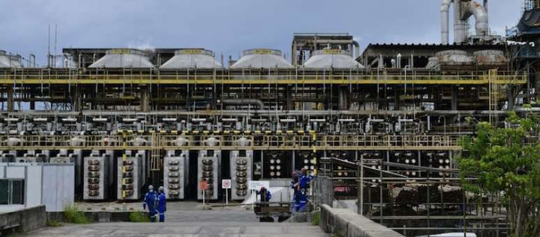 Refinaria de Mataripe, ex-Landulpho Alves (Rlam), na Bahia, é uma das que fazem parte da fatia de 20% do mercado concorrente com a Petrobras