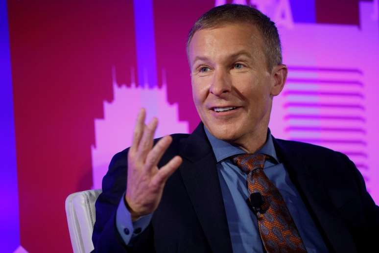 CEO da United Airlines, Scott Kirby, durante painel em Boston, Massachusetts, EUA
4/10/2021 REUTERS/Brian Snyder/Arquivo