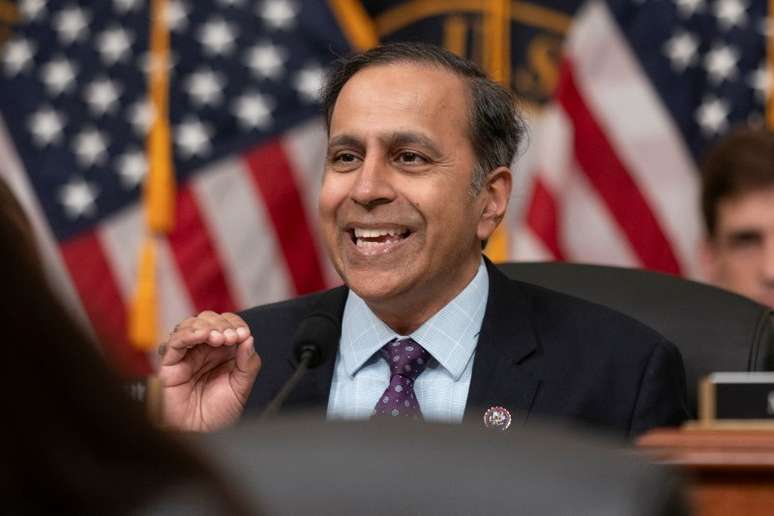 Parlamentar dos EUA Raja Krishnamoorthi, membro do Comitê Seleto da Câmara sobre a Competição Estratégica entre os Estados Unidos e o Partido Comunista Chinês, em Washington EUA, 
30/01/2024
REUTERS/Nathan Howard/