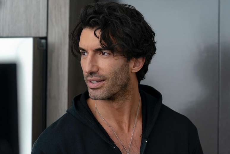 Justin Baldoni em cena de É Assim que Acaba