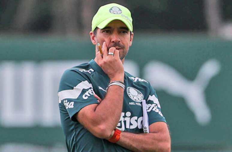 Abel tem dilema no Palmeiras para seguir vivo nas competições