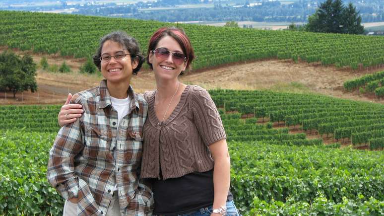 Rachel viajou da Carolina del Norte ao Oregon em 2007 para conhecer a cunhada Tina e seu irmão Mark