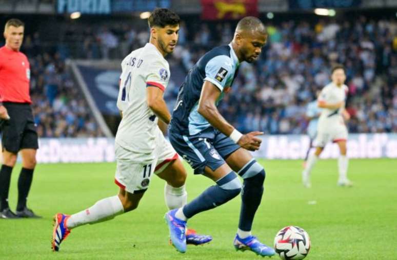 Asensio (esquerda) foi titular no PSG nesta sexta-feira – Lou Benoist/AFP via Getty Images