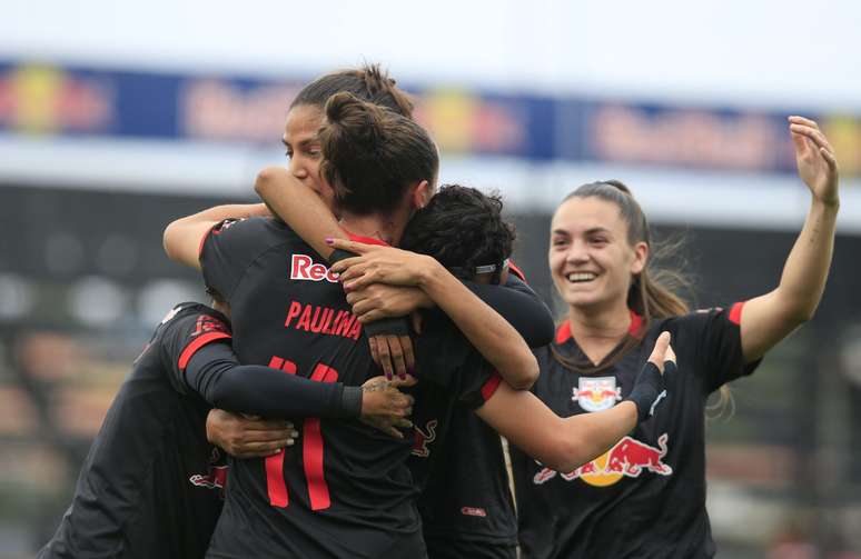 A Bragantinas golearam o Marília e se firmaram no G-4 do Paulistão Feminino. 