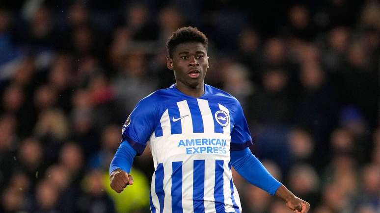 Carlos Baleba (Brighton) durante jogo contra o Manchester City, no dia 25.04.2024 