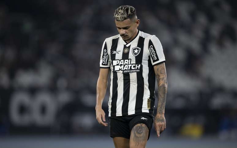 Tiquinho Soares é o camisa 9 do Botafogo