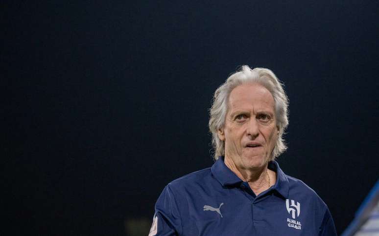 Jorge Jesus no comando do Al-Hilal.