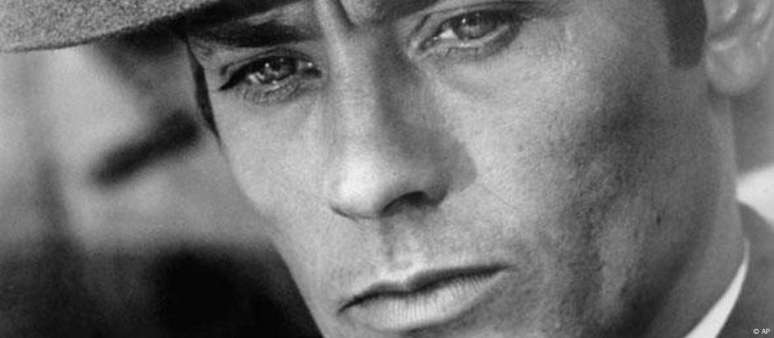 French film star Alain Delon dies at 88