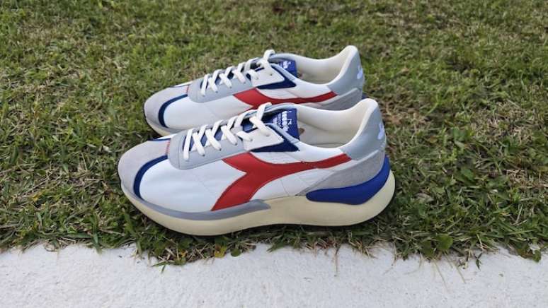 Diadora Mercury Elite