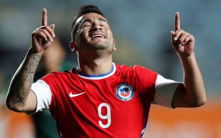 Jean Meneses, atacante de 31 anos, em partida pela seleção do Chile, em 2019.