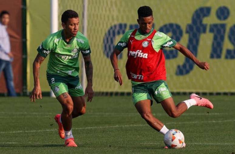 Atualmente, Estêvão é a grande esperança do Palmeiras para virar contra o Botafogo –