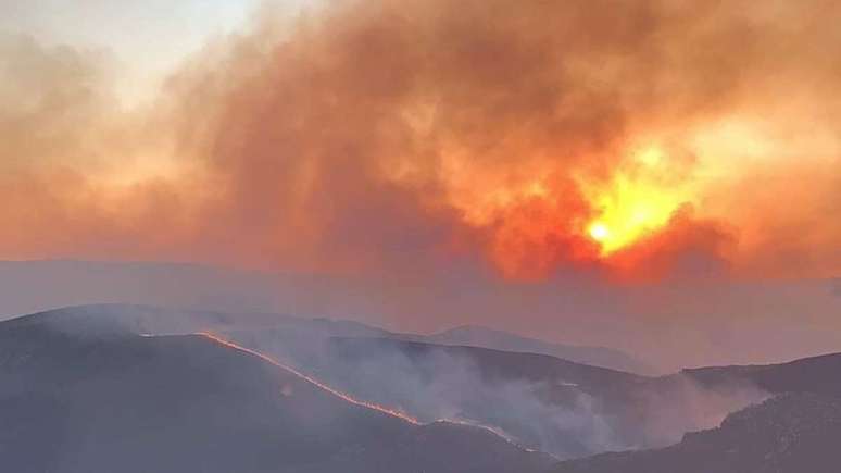 O incêndio no Parque Nacional da Serra do Cipó, localizado na Região Central de Minas Gerais, entrou no seu terceiro dia