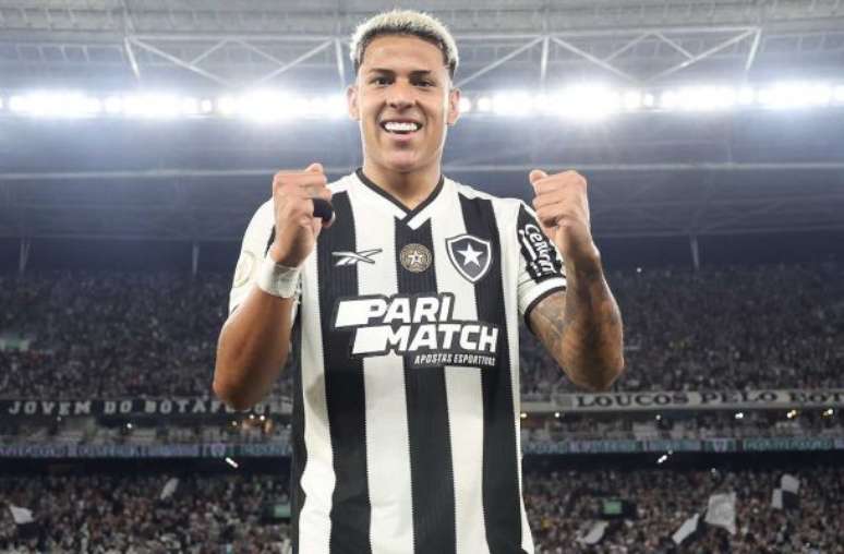 Matheus Martins se destaca em vitória do Botafogo –