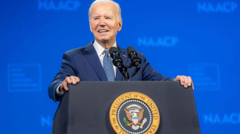 O presidente Joe Biden desistiu da candidatura à reeleição em favor da vice Kamala Harris