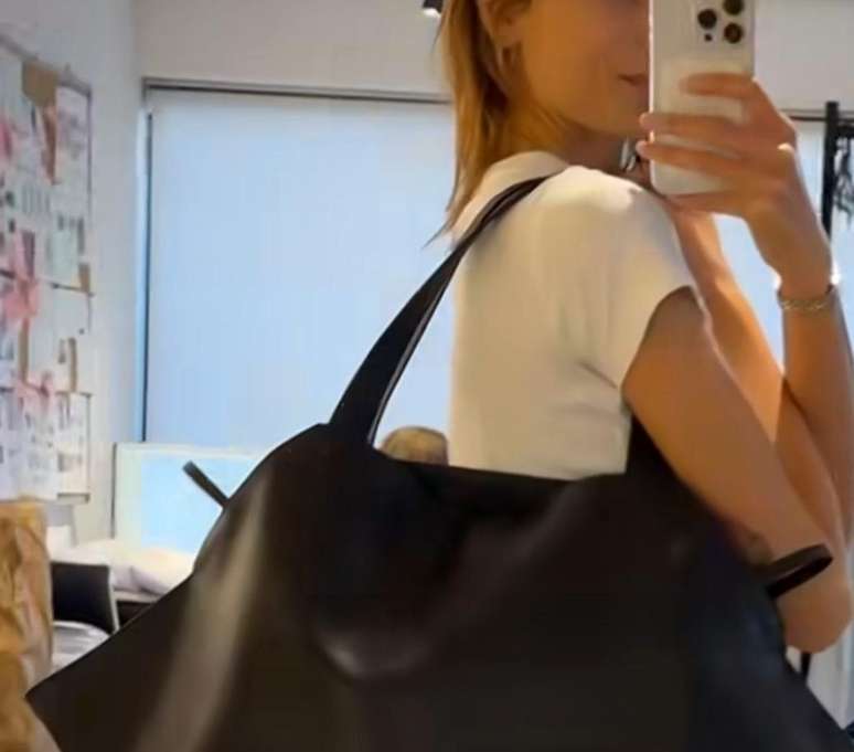 Sasha e a bolsa Arraia 